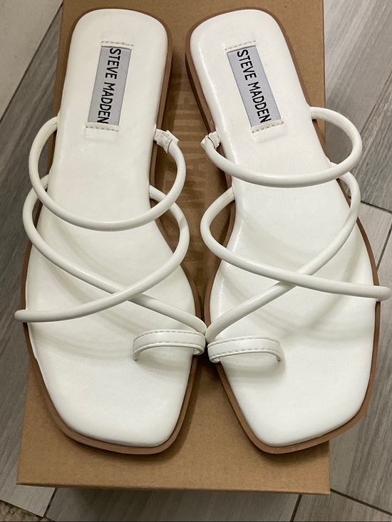 Steve Madden Shoes - Steve Madden White Strappy Toe-Ring Slide Sandals